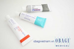 Obagi Tretin0in mẫu cũ màu đỏ
