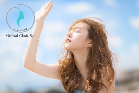 Kem chống nắng dưỡng sáng da Obagi cao cấp và thân quen với các chị em.