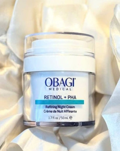 Hình: Kem đêm Retinol + PHA của Obagi Medical